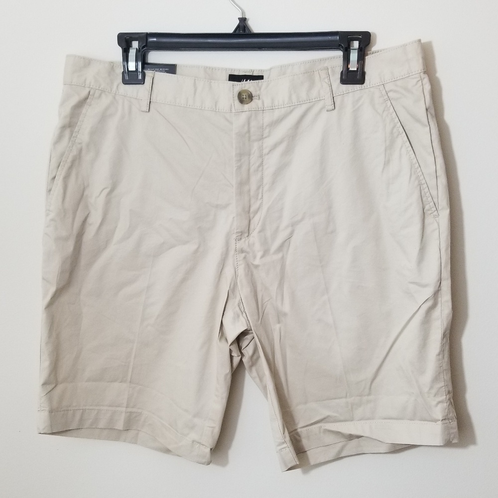 H & M Slim Fit Beige Shorts